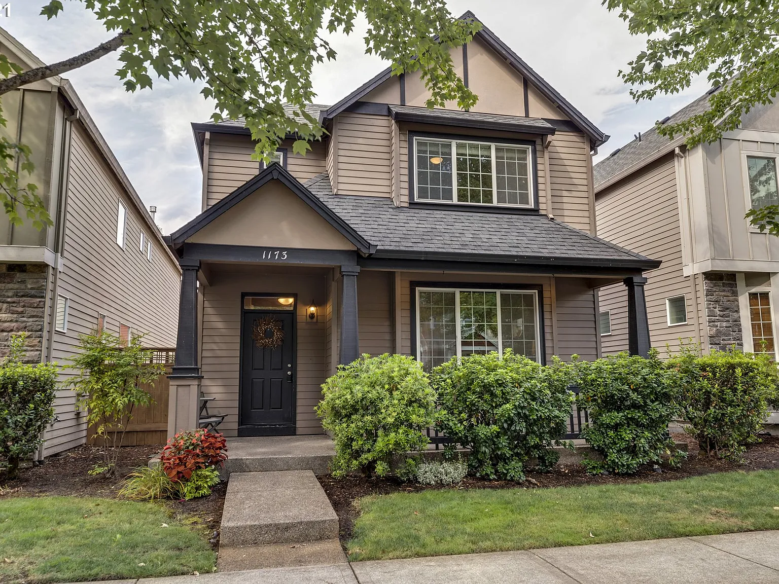 3 bed, 2.5 bath, 1710 sqft, $2,500 — Photo 1