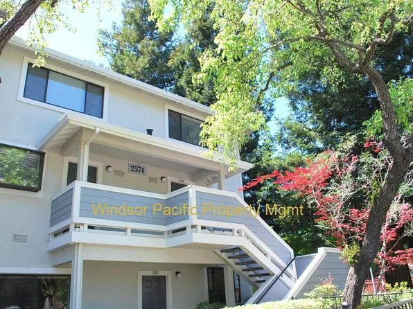2574 Oak Rd APT 200, Walnut Creek, CA 94597