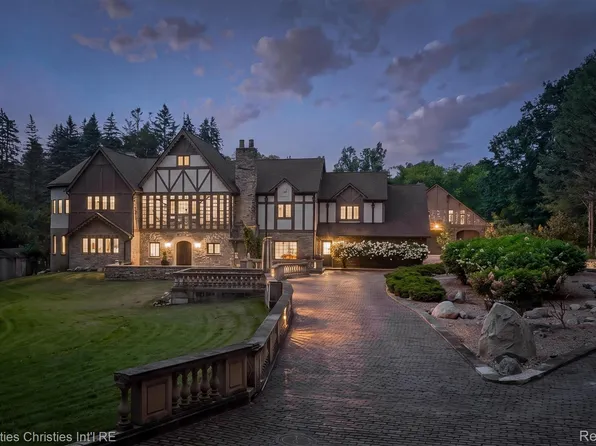 1540 Mill Race Race, Rochester Hills, MI 48306