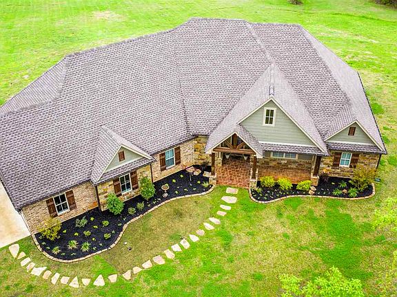 4th image of 160 Whistler Ln