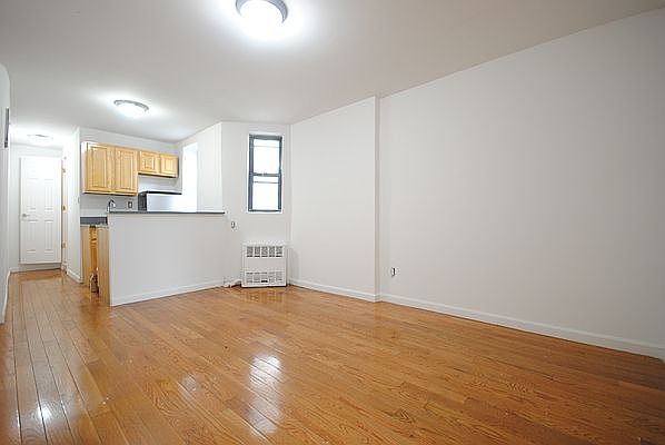 1st image of 236 Mulberry St #58