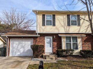 263 Spencer Pl, Saint Peters, MO 63376