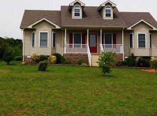 626 W Harper Rd #A, Portland, TN 37148