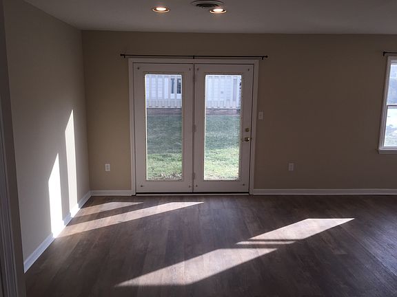 5th image of 4719 Charles Rd