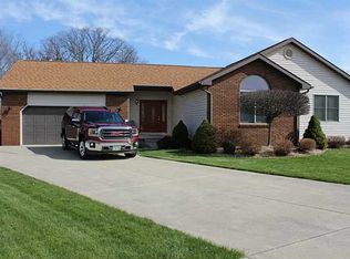 1768 Arrowhead Ct, Defiance, OH 43512