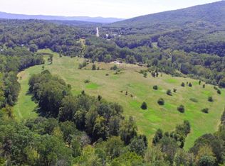 4121 McFall Hollow Rd, Pulaski, VA 24301