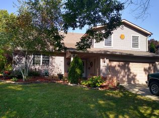 161 Pebble Beach Dr, Springfield, IL 62704