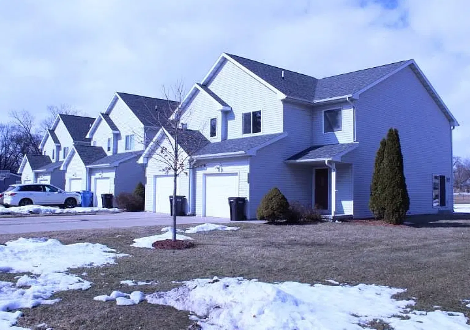 3 bed, 1.5 bath, 1400 sqft, $1,499 — Photo 4