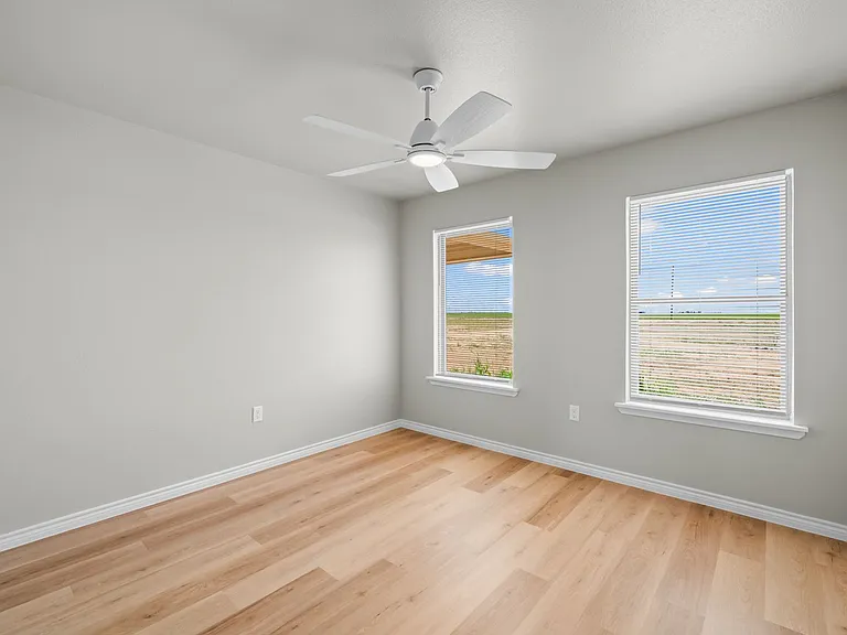 11409 N Cres #2800-B — Photo 22