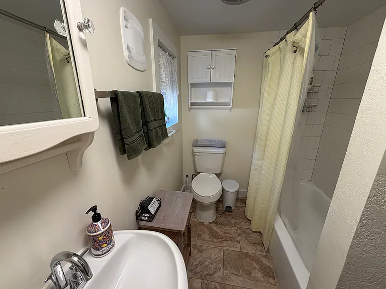 451 Broad St #3 — Photo 2