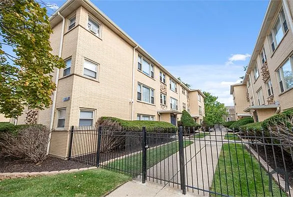 9001 S Cottage Grove Ave #3A — Photo 10