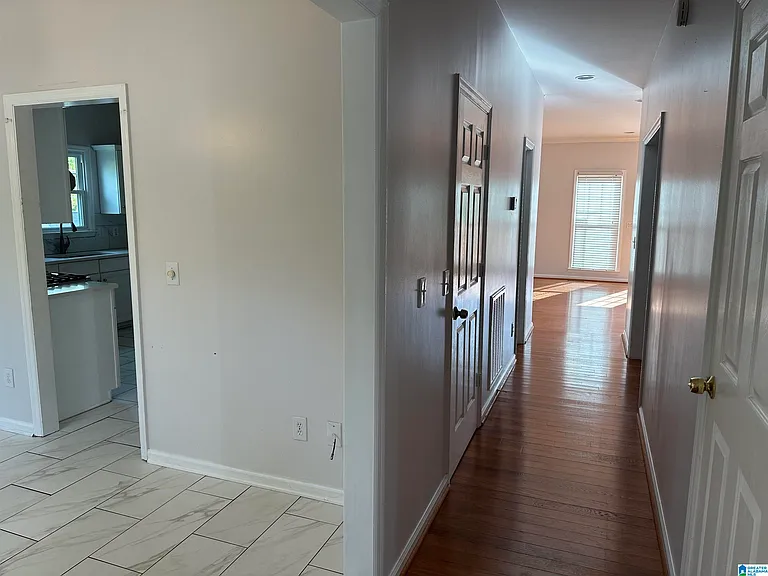1715 Columbiana Ln — Photo 20
