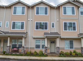 10530 NE Cedar Falls Loop, Beaverton, OR