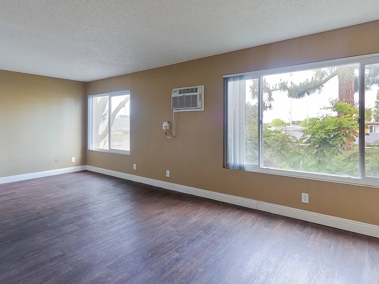 Miracle Terrace — Photo 34