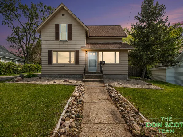 115 E Center St, Belding, MI 48809