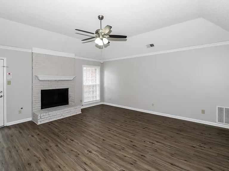 1582 Wind River Cir E — Photo 5