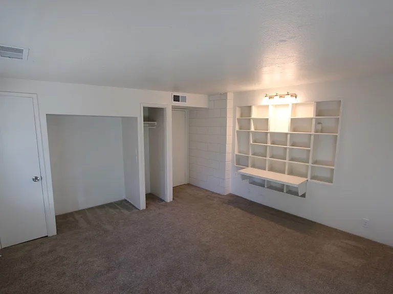 1612 N San Francisco St — Photo 23