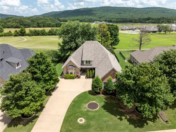 11516 Frisco Dr, Farmington, AR 72730