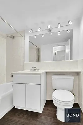 Sold by Bond New York | media 10