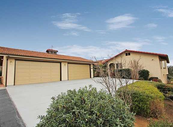 5th image of 4155 Linda Vista Dr