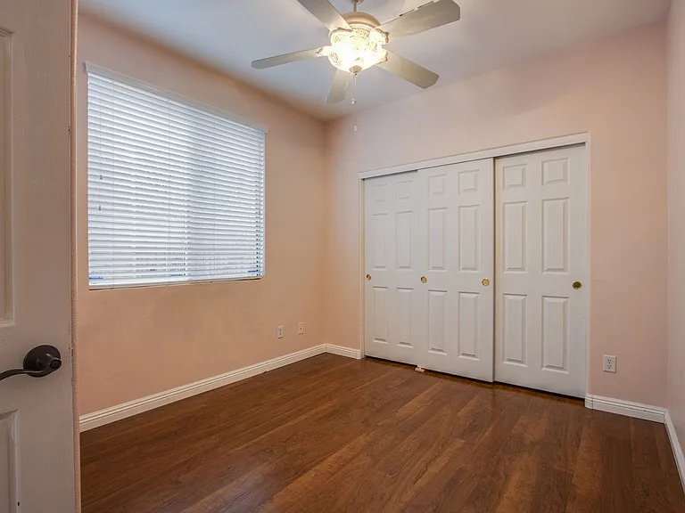 11245 Newbury Hills Ave — Photo 12