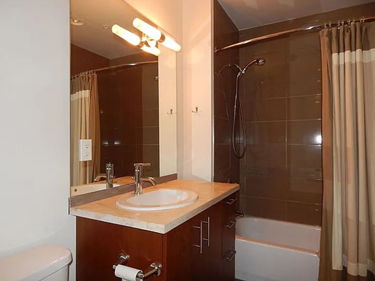 4547 8th Ave NE #207 — Photo 11