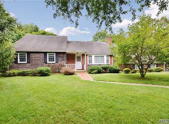 2nd image of 15 Donna Ct