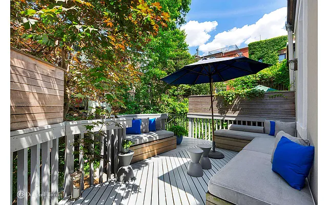 Sold by Douglas Elliman | media 10