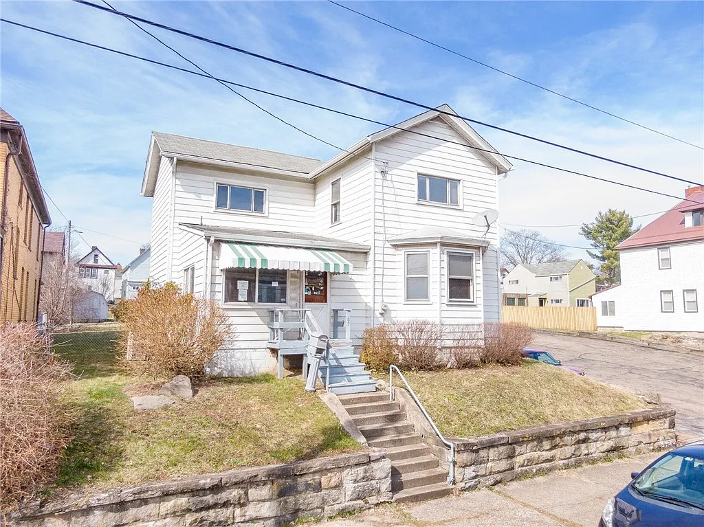 609 E 9th Ave photo 1