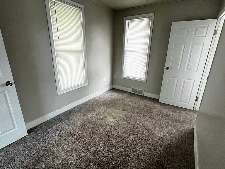 2480 Sullivan St #2 — Photo 4