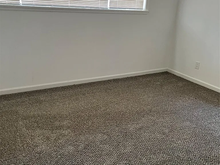 4122 Madden Ln — Photo 2