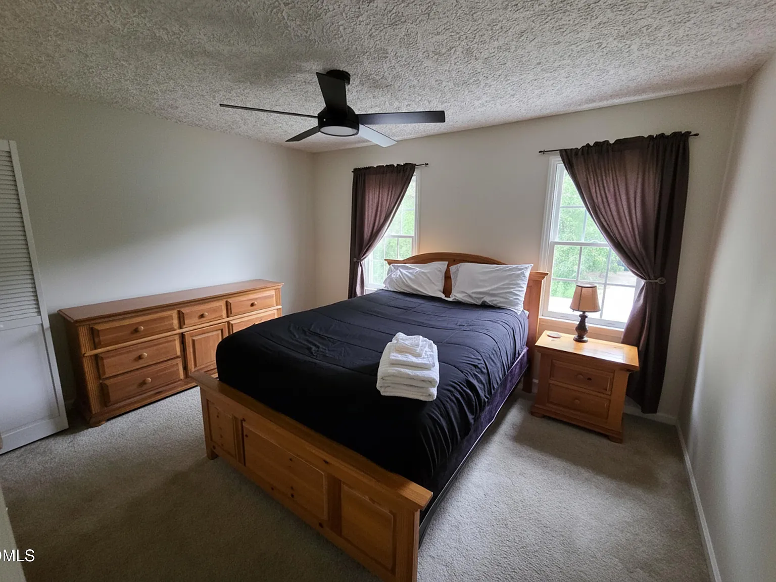 3 bed, 2.5 bath, $2,500 — Photo 2