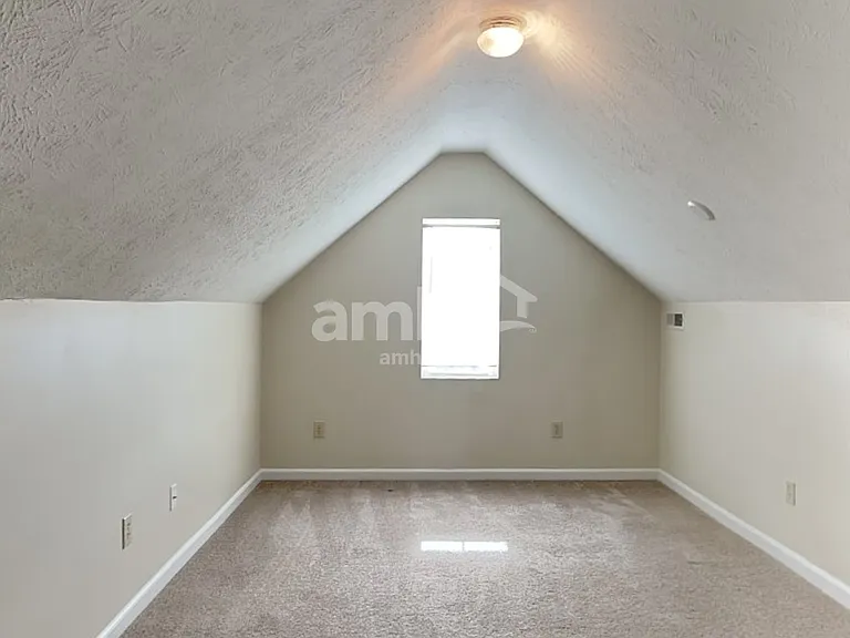17023 Puntledge Dr — Photo 17