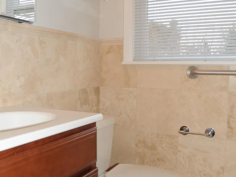 16632 Alden Ave — Photo 23
