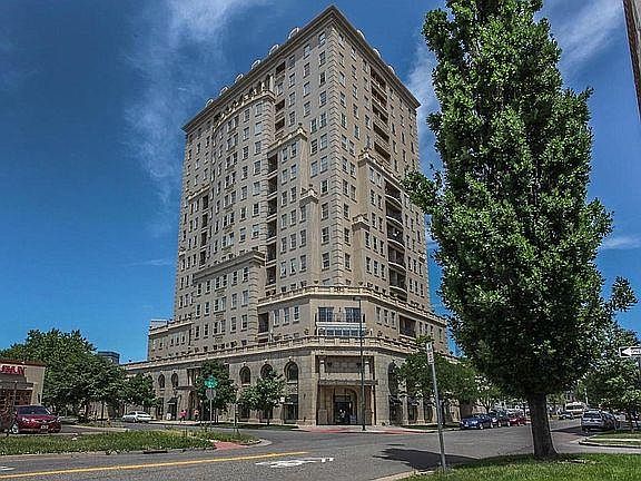 1st image of 475 W 12th Ave Unit 8A