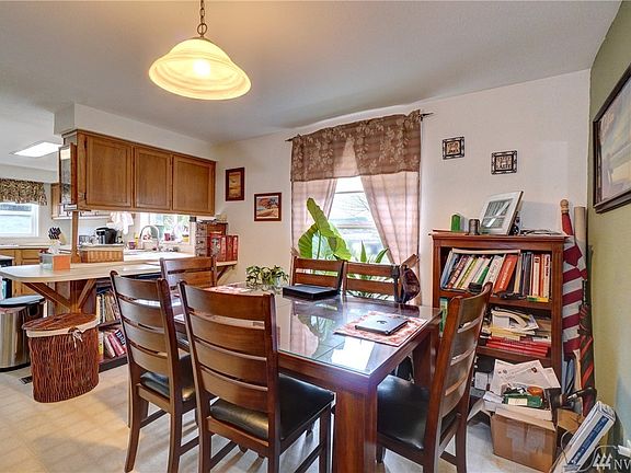 As you enter the home, a nice open floor plan welcomes you in. 