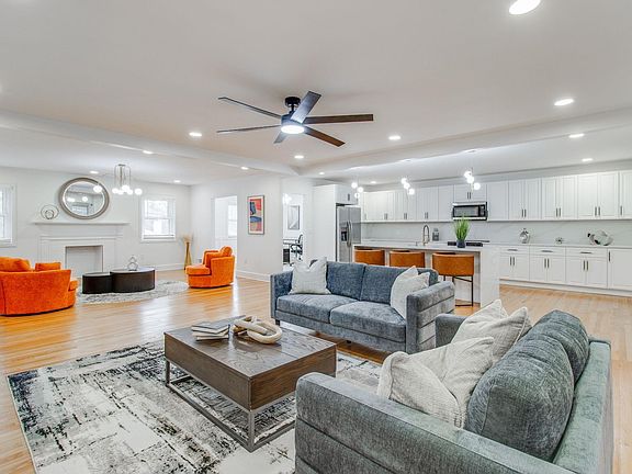 5th image of 4110 Timberlane Dr