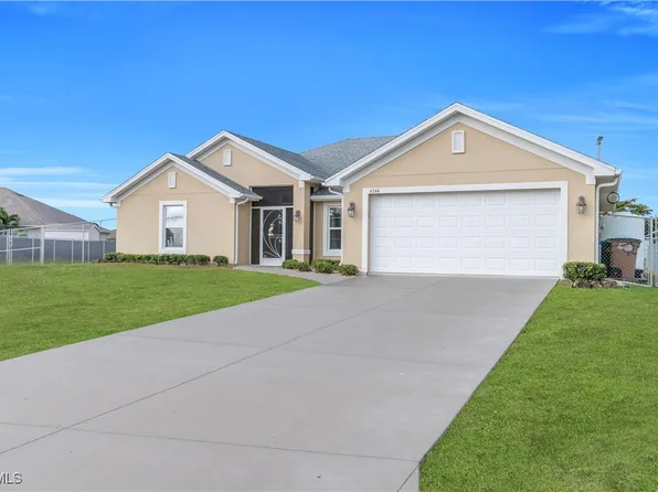 4344 NE 9th Court Cpe, Coral, FL 33909