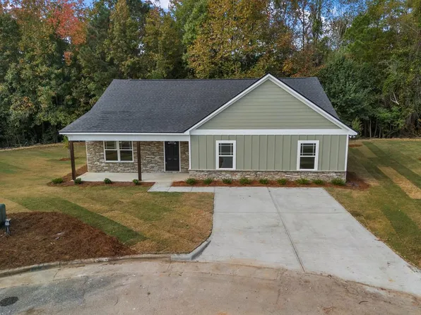 5394 Royal St, Columbus, GA 31907