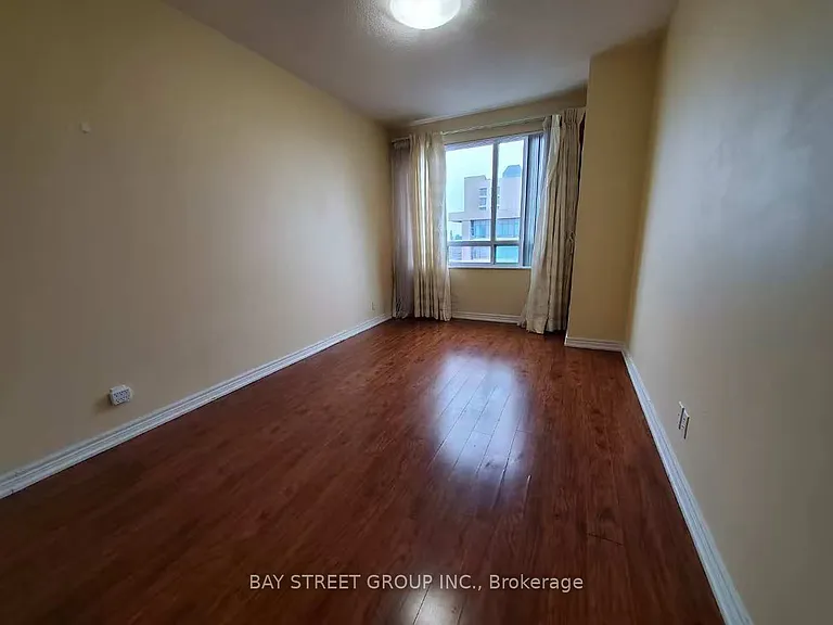 23 Hollywood Ave #Penthouse 206 — Photo 10