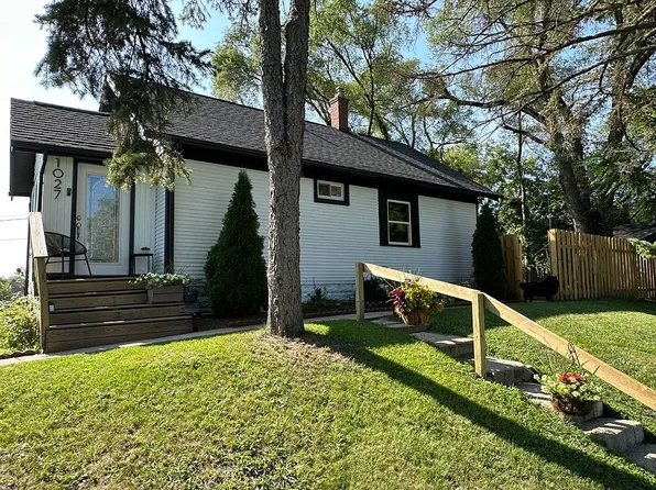 1027 Crescent St NE, Grand Rapids, MI 49503