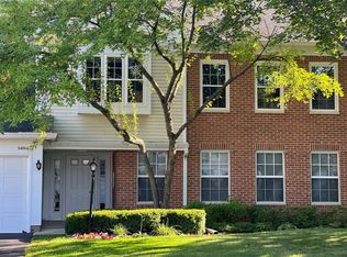 1404 Plum Ct APT C, Mount Prospect, IL