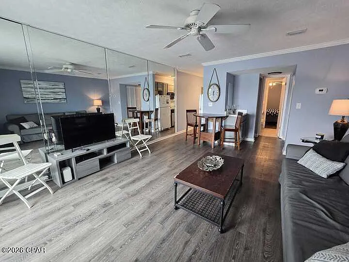 301 Lullwater Dr #401 — Photo 6