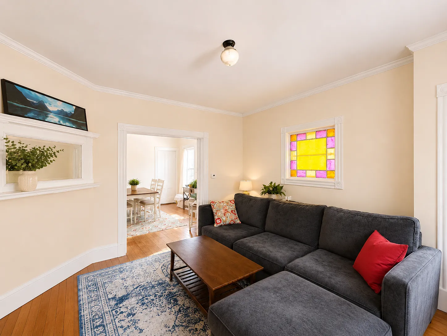 4 bed, 2000 sqft, $4,500 — Photo 1