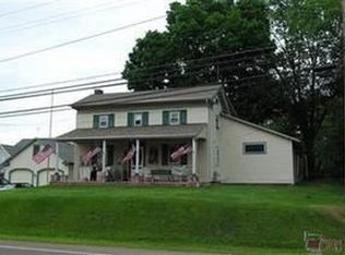 7472 Market Ave NE, Canton, OH 44721