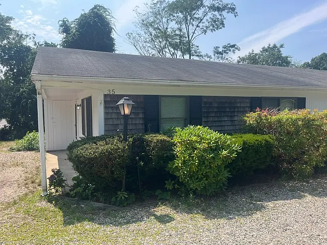 35 Mary David Rd #35 — Photo 1