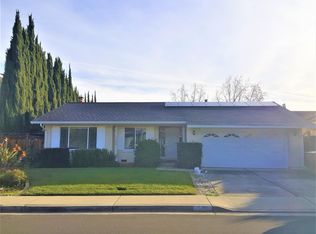 1104 Rollingdell Ct, Cupertino, CA 95014
