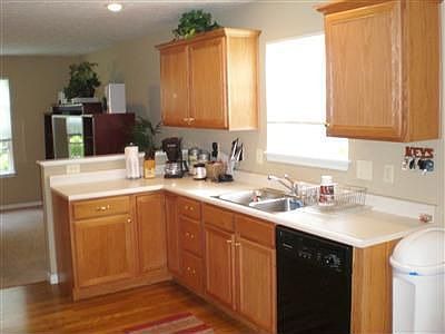 Open kitchen 