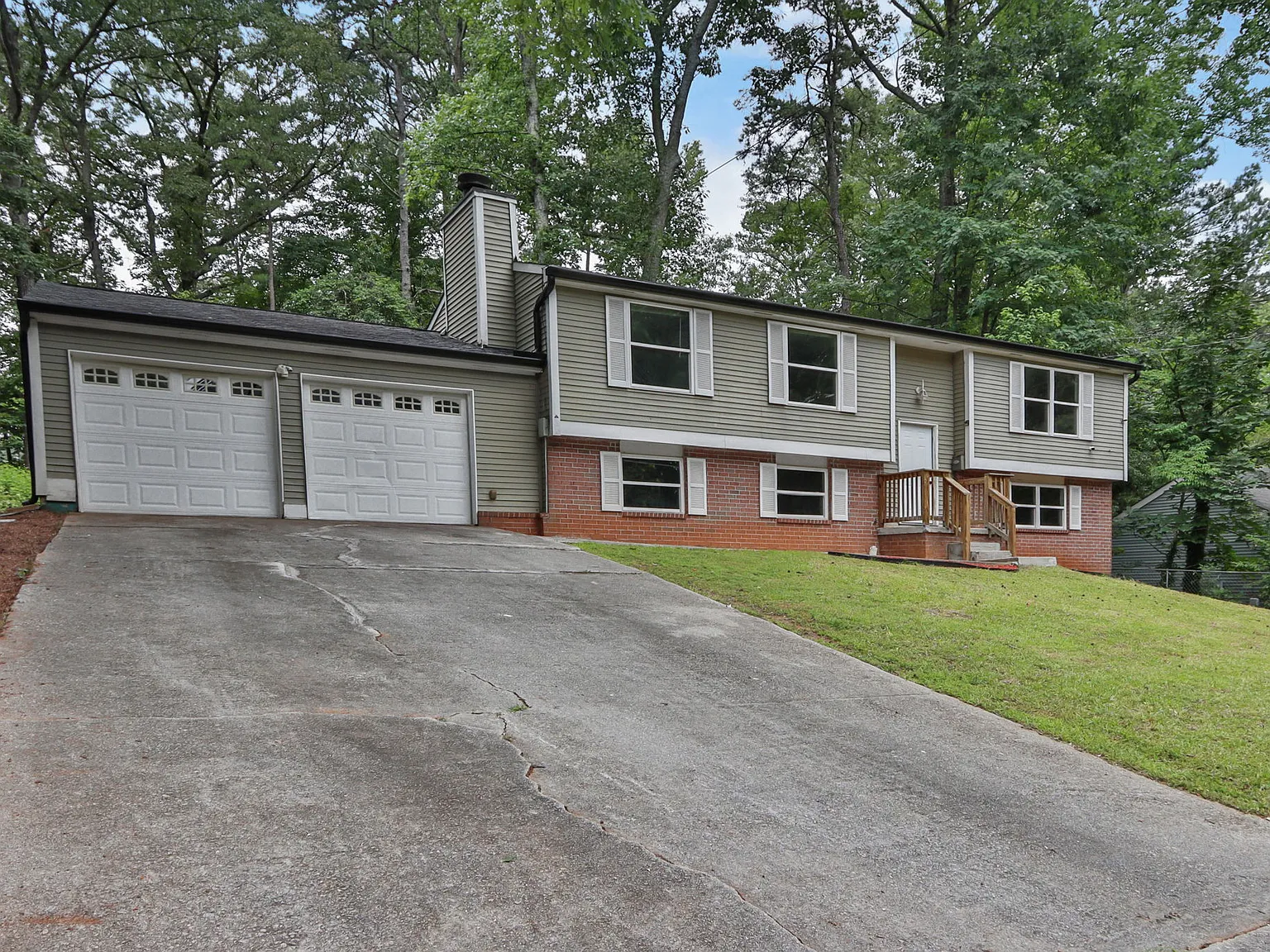 1885 Corduroy Court - 1 — Photo 2
