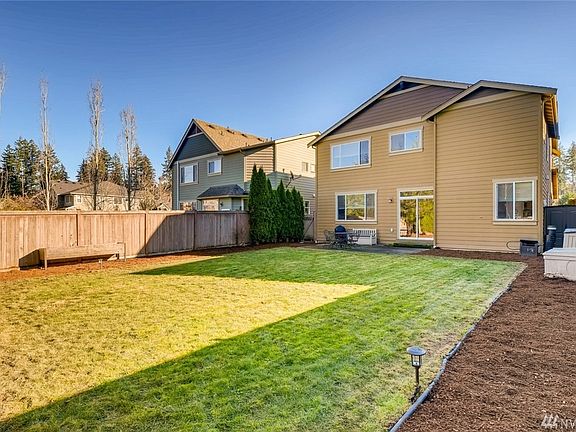 5th image of 10279 Sheridan Cres NE